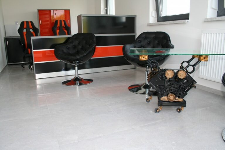Max Car, Imielin