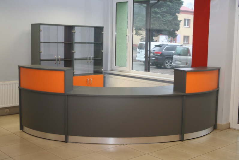 Salon Horman, Poręba